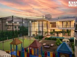 StayVista at Lacielo with Pet-friendly, WiFi, AC