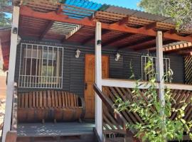 Shalom Entre Montañas, hotel a Colbún Alto