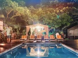 Luxury Tented Village @ Urban Glamping, Hotel in St Lucia