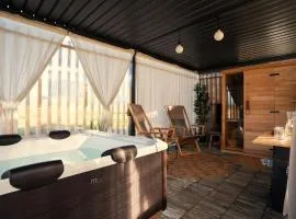 Glamping Happiness with Natural Pool&Shared Wellness