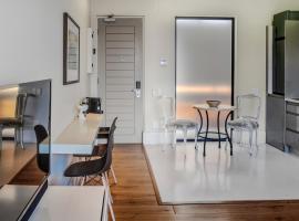 The Gallery Studio Apartment 208, hotel v destinaci Knysna