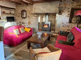 Granite stone house Guimaec, Hotel in Guimaëc