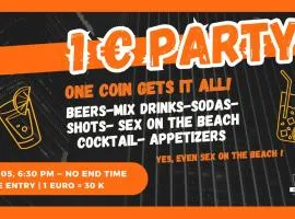 Bed Station Hostel & Pool Bar Hội An " Former Sunflower"