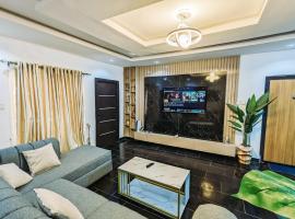 BOL LODGE AND APARTMENT, chal&eacute; alpino em Lagos