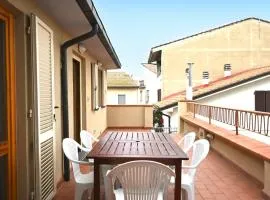 P007 - Porto Recanati, ampio trilocale con parcheggio, vicino al mare