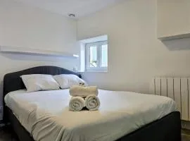 La Croix 2 personnes, Cœur village St Bris