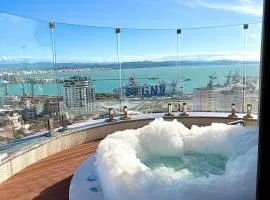 Domenéa Skyline Jacuzzi Retreat