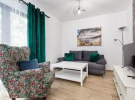 Charming Little Laguna Apartment with SPA & Fitness by Noclegi Renters