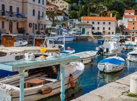 Bed&Breakfast Saturn, hotel in Veli Lošinj