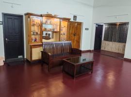 The Sparrow House 1BHK First Floor، فندق في كومباكونام