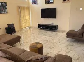 Entire First Floor with 3 en-suite bedrooms