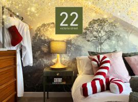 Boutique style cosy cottage，位于埃尔斯米尔的酒店