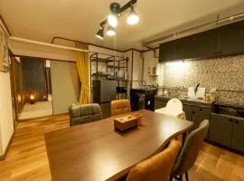 BUDDY HOUSE - Newコスパ重視! カムイリンクス - ぴっぷスキー場アクセス良好! コンビニ徒歩3分! 旭川鷹栖インター5分! 商業施設すぐ!