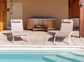 Belle Époque Manor With Swimming Pool In The Aisne Valley, Hotel in Beaurieux