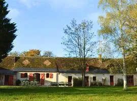 Historic Longère Near Loire Valley Châteaux