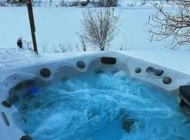 Serenity ShoresHot Tub Lake ViewPet Friendly