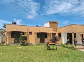 Nilevic Guest House Entebbe