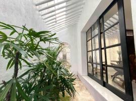 The Colombo House, hotel in Battaramulla