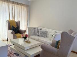 Kloppenheim Sectional Lifestyle Complex, khách sạn ở Ellisras