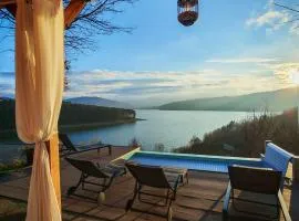 Moon Lake Bicaz - Casa Oia