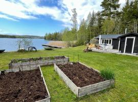 Thilens cottage by lake Bunn, hotel in Gränna