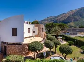 Tilde Sunset Bay Villa