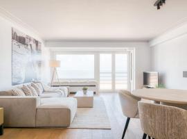 Seaview Two Bedroom Apartment, Hotel in Knokke-Heist