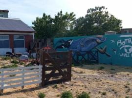 Hostel Bahía Ballenas, hostel in Puerto Pirámides