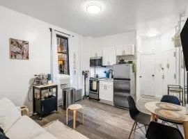 Delux Room by Times Square