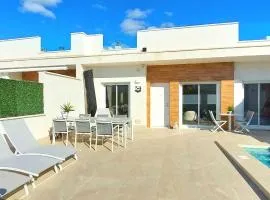 Casa LaryLen is a modern Holiday Home with Private Pool & Rooftop Near the Beach