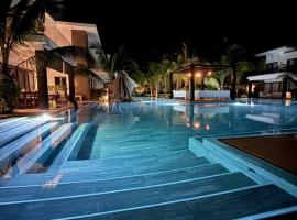 Villas LM Monterrico H12 - Piscina detrás de la villa, incluye jacuzzi - puede rentarse junto con H8, hotel v destinaci Monterrico