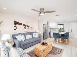 Beautiful Key Largo Escape Pool, Tennis & Marina