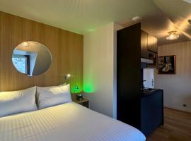 Hôtel Montmartre - Nouvellement Rénové, hotel din Paris