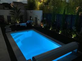 Toulouges में, होटल Modern Villa Toulouges