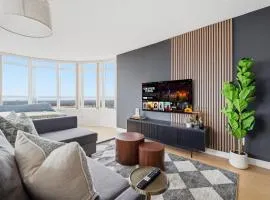 Stylish 2br High-Rise - Sleeps 7 - YYZ