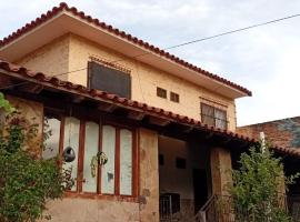 Casa Alquimia - La Casona, hotel i Samaipata