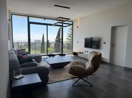 Chic & Cozy Designer Space 1A