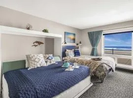 Oceanfront Studio - Ground Floor - Sleeps 4
