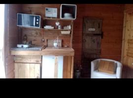 Studio chalet du val，Puessans的飯店