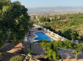 Bronlara, Lodge in Alhaur&iacute;n de la Torre