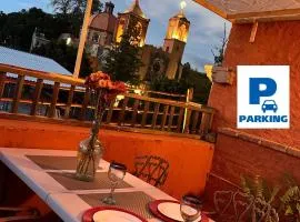 Casita hermosa En el centro