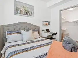 Quiet & Comfortable Private Room In OC