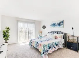 Spacious Place 8 Mins To Disneyland *FREE Parking*