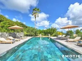 New Seaside Elegance Luxury Villa in Oyster Pond - December 2024 renovated