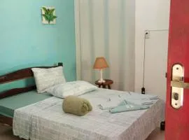 Onça Parda Hospedagens com Cachoeira Privativa