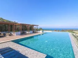 Private Villa at Mida Grande Resort