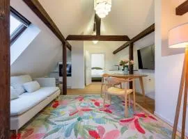 Nest Suite 1 King Bed Near Zürich HB
