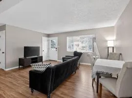 Lux Home MINS to UCHealth Medical Ctr & Parks