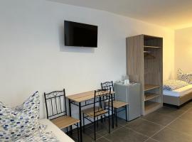 Pension Boardinghaus Dingolfing, хотел в Динголфинг