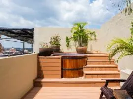 Stunning Penthouse with private terrace center SMA